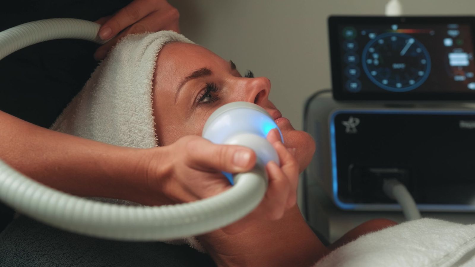 Treatment with CRYO T-SHOCK